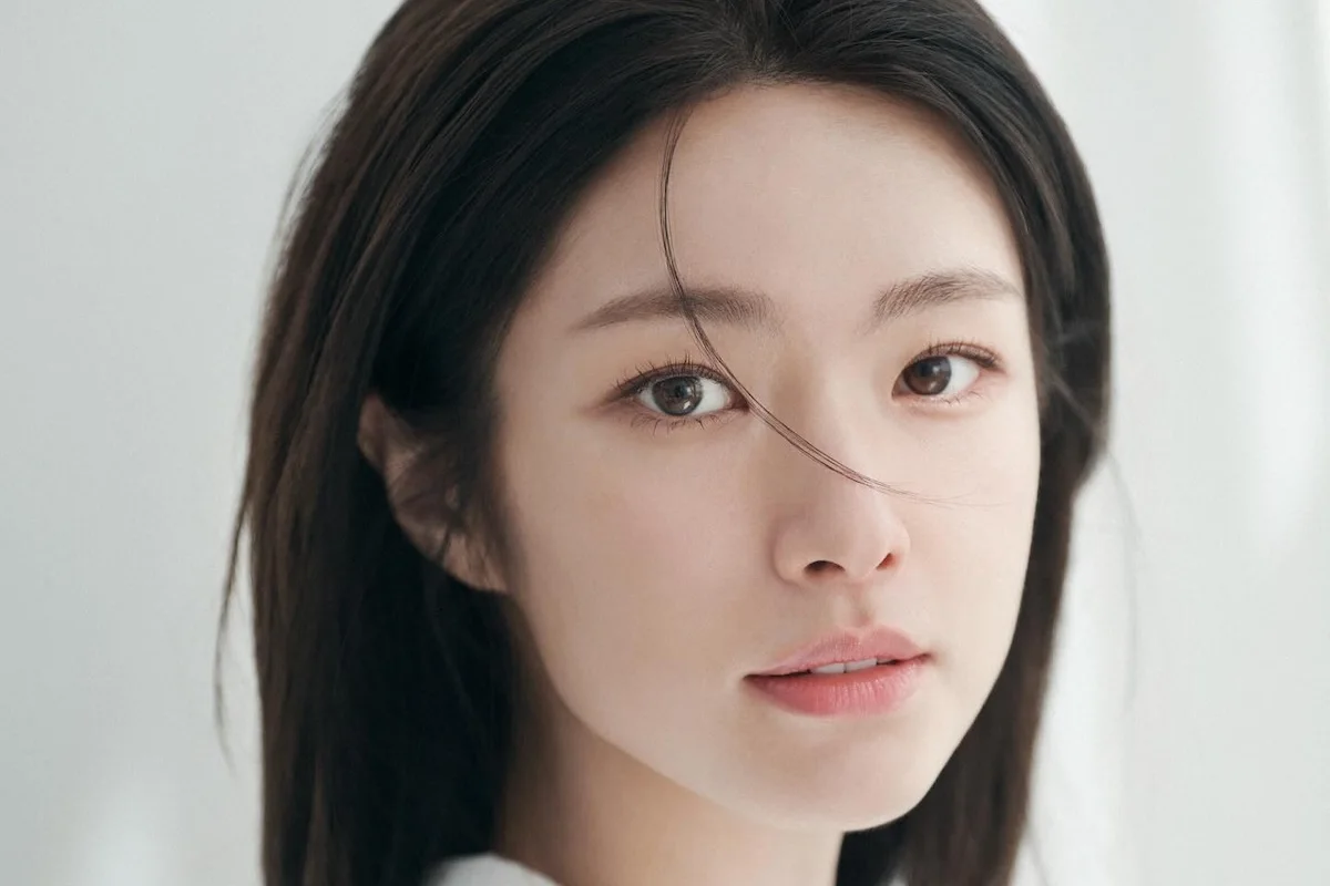 Ha Young als Cheon Jang-mi in The Trauma Code: Heroes on Call