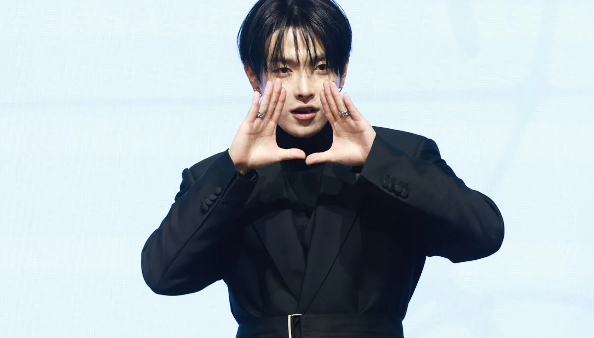 Hongjoong von ATEEZ bei einem Pressetermin